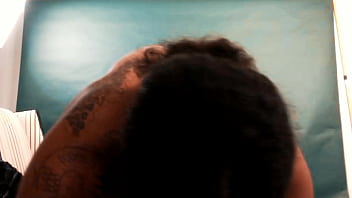 Exotic hottie spreads wide open for nasty photogrpaher