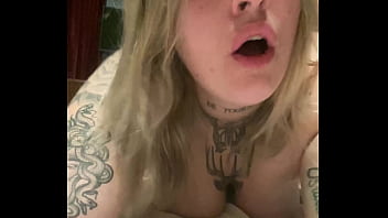 Me Da Fuerte Por La Conchita Hasta Mojarme Toda Y Acaba En Mi Cola thumbnail