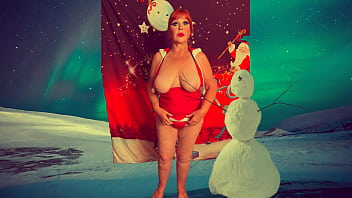 Mrs claus deep throating christmas cosplay blowjob