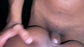 Le saco toda su leche a mi hijastro