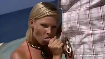 Miss white loves to suck cocks outdoors in the bright sunshine