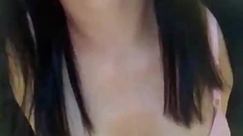 Conheceu o baiano e foi cantada para ir ao motel fazer sexo Conheceu o baiano e foi cantada para ir ao motel fazer sexo