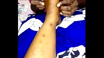 Foot worship as i smoke from her toes