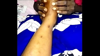 Foot worship as i smoke from her toes