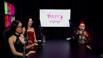 Safada Sensualiza Ao Mostrar Seus Peitos Após Falar Que Prefere Pau Pequeno E Grosso Renata Gomes Watch Sheer Red thumbnail