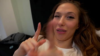 I meet a boy on tinder