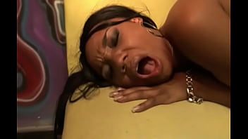 This sweet young ho has got it going on and her inked up cheeks are where the party is at