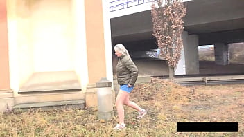 Piss in front of traffic