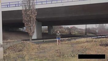 Piss in front of traffic