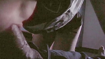 Coroa safada pagando boquete