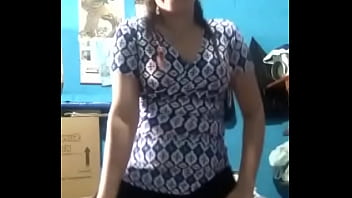 Como lo mueve la putita