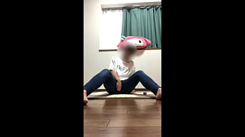 週に4回おか◯さんが仕事行った後にオナニーしてる女子◯生。頭の中が真っ白になるくらいおまんこを触ってイキまくりました。