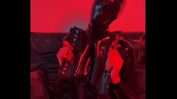 Who else loves corsets #latex #corset #latexgirl #rubbergirl #fetishcommunity