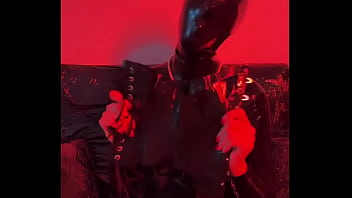 Who else loves corsets #latex #corset #latexgirl #rubbergirl #fetishcommunity