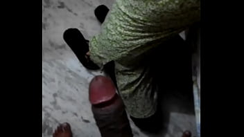 Getting Sucked By Delhi Girl thumbnail