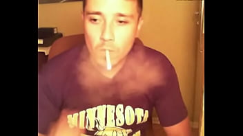 Chileno Hetero Mostrando Verga Y Culito Peludo thumbnail