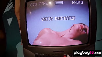 Flexible blonde hottie doing her daily naked training