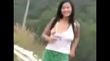 She s try to look pretty lol