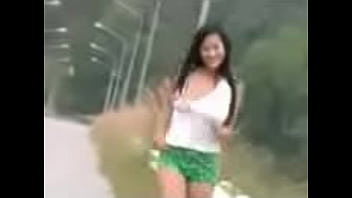 She s try to look pretty lol