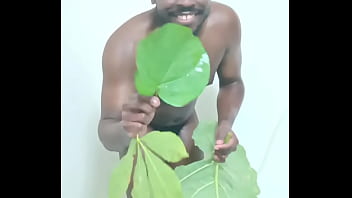 Similar to the human flower arse vase the human green leaf arse vase 2