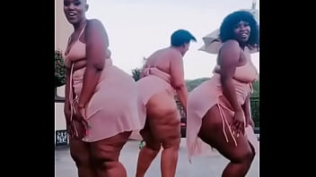 Negras Culonas Moviendo El Trasero thumbnail