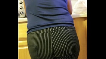 Hermoso Lo Tiene thumbnail