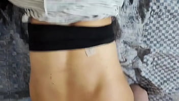 Leite ou travessuras festa de halloween termina em sexo e dp