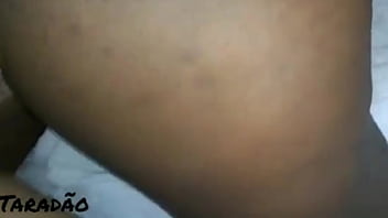 Puta tomando leite de pica