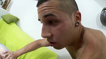 Fucking his pawg girlfriend first time on camera