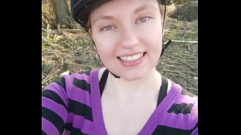 Trailer cavaliêre sadique lêche mes bottes sales mets toi à genou