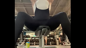 Black muscle mommy bitch