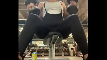 Black muscle mommy bitch