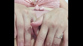 Exibida adora se mostrar para punheteiros