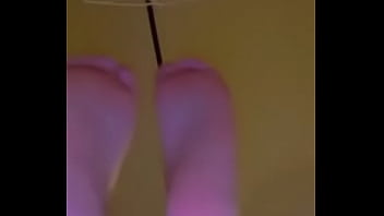 Lightskin girl shows toes and soles