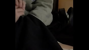 人生初遠隔バイブデート ぐちょぐちょに濡れて我慢できず健全デート中断