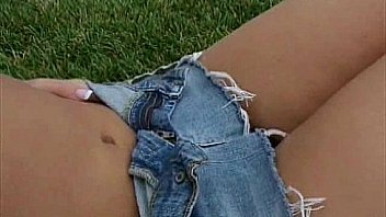 Teen andra footjob training