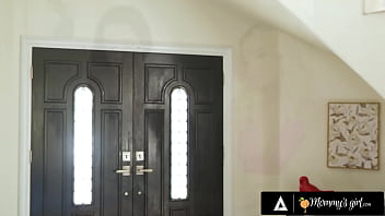 Milf has passionate sex with hot babe