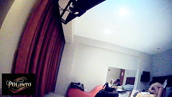 ¡alguien nos está mirando y escuchando grabamos esto en nuestro hotel parte 3 flash flash flash