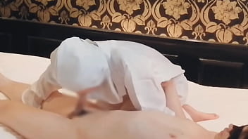 半導体製造工場勤務の巨乳人妻検査員の彼女が僕のペニスを手コキ、フェラチオして精液を搾り取る。home made amateur 個人撮影 kawasaki jk