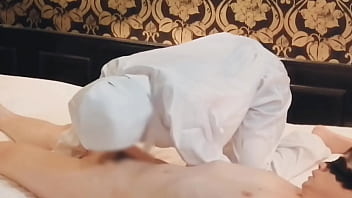 半導体製造工場勤務の巨乳人妻検査員の彼女が僕のペニスを手コキ、フェラチオして精液を搾り取る。home made amateur 個人撮影 kawasaki jk