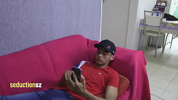 Estudante Chega Em Casa Pronto Pra Sexo E A Namorada Não Vem Assista Completo No Red Ou Em Sheercom Seductionsz thumbnail
