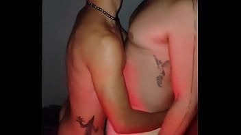 Comi O Boy Na Cabine No Bar thumbnail