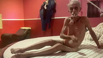 Me preparando para uma tarde com minha gata