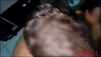 Gozei fazendo dpv dois na bucetinha ao mesmo tempo