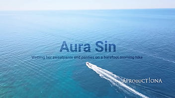 Wetting sweatpants and panties on a barefoot morning walk