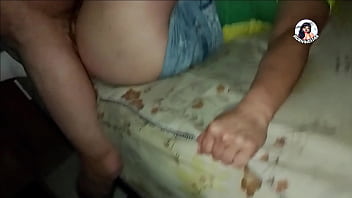 Deixei meu amigo dotado em nossa esperando para recepcionar minha mulher no dia das bruxas de surpresa