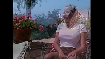 Erotic babe gets fucked outdoors