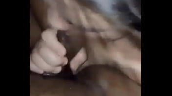 Meu prazer é humilhar meu corno e bater uma punheta bem molhadinha