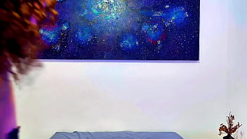 Gostosa goes crazy solo big dildo gagging tits shaking