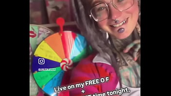 I will be live caming tonight tomorrow and friday ️join me and let us have some fun